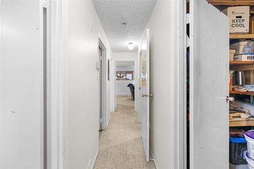 35 Waldie A Road, Kimberley, BC - Indoor Photo Showing Other Room