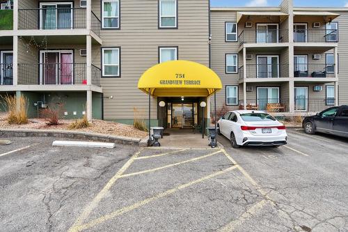 107-751 Grandview Terrace, Kamloops, BC - Outdoor With Balcony