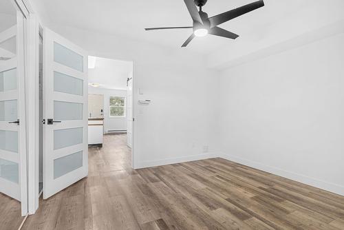 205-2585 Hebert Road, West Kelowna, BC - Indoor Photo Showing Other Room