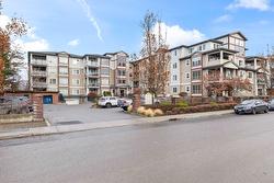 416-850 Saucier Avenue  Kelowna, BC V1Y 6A3