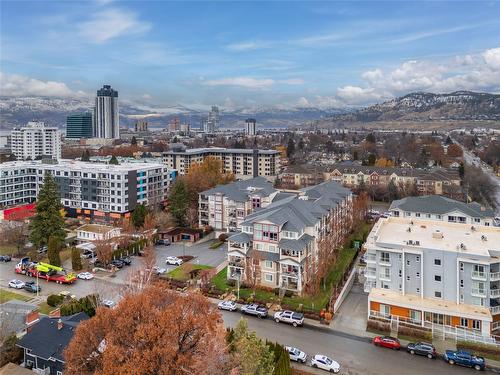 416-850 Saucier Avenue, Kelowna, BC - Outdoor With View