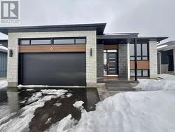 6 HORTON COURT  Belleville (Belleville Ward), ON K8P 0H3