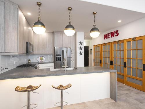3406 96 High Street N, Thunder Bay, ON - Indoor Photo Showing Kitchen