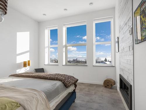 3406 96 High Street N, Thunder Bay, ON - Indoor Photo Showing Bedroom