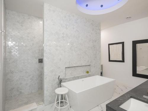 3406 96 High Street N, Thunder Bay, ON - Indoor Photo Showing Bathroom