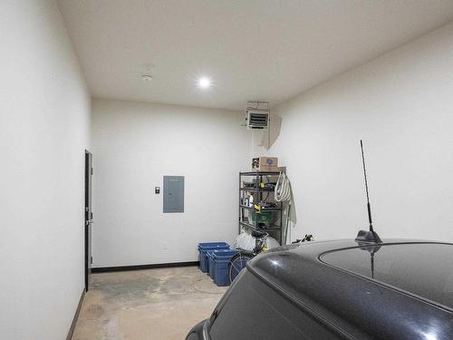 3406 96 High Street N, Thunder Bay, ON - Indoor