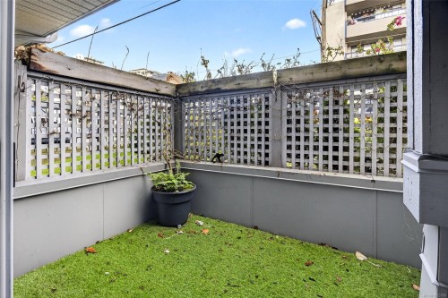 119-827 North Park St, Victoria, BC - Outdoor