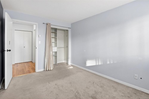 119-827 North Park St, Victoria, BC - Indoor Photo Showing Other Room