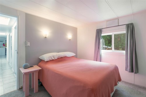 1520 King Rd, Qualicum Beach, BC 