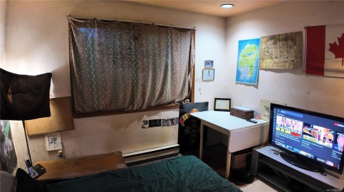 4480 Strachan Rd, Hornby Island, BC 