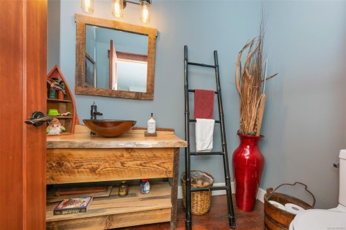 263 Tal Rd, Lake Cowichan, BC 