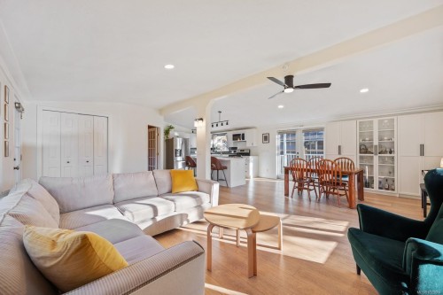 2153 Stadacona Dr, Comox, BC 