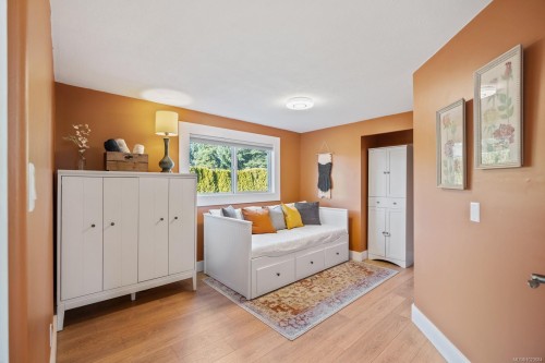 2153 Stadacona Dr, Comox, BC 