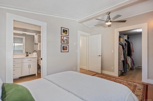 2153 Stadacona Dr, Comox, BC 