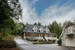 643 Southwood Dr  Highlands, BC V9B 6R9