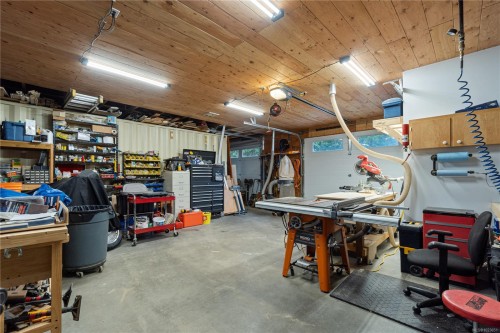 674 Hawthorne Rise, Parksville, BC 