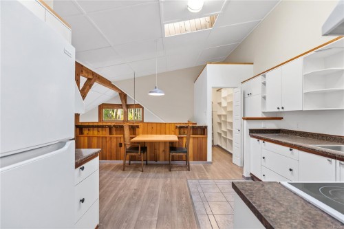 248 Suneagle Dr, Salt Spring, BC 