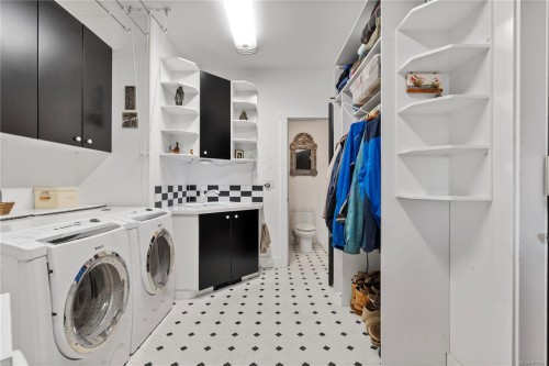 248 Suneagle Dr, Salt Spring, BC 