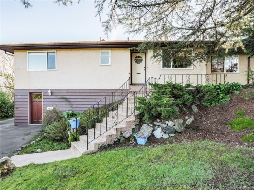 269 Glenairlie Dr, View Royal, BC 