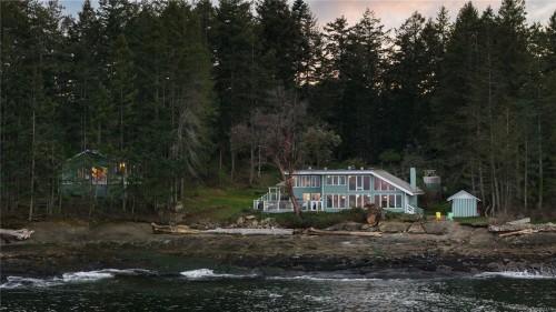281 Bellhouse Rd, Galiano Island, BC 