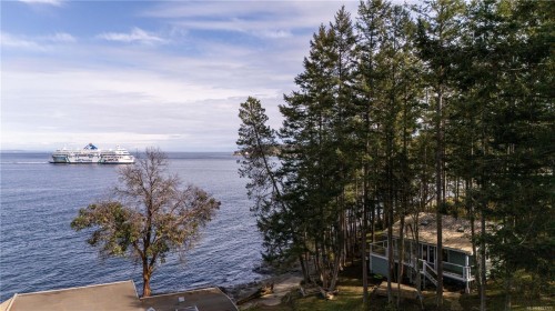 281 Bellhouse Rd, Galiano Island, BC 
