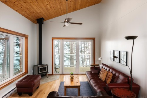 281 Bellhouse Rd, Galiano Island, BC 