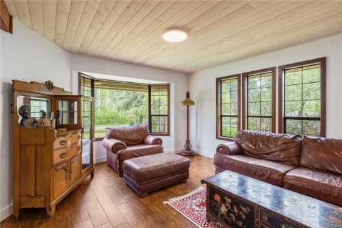 6499 Fitzgerald Rd, Merville, BC 