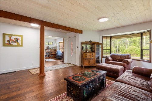 6499 Fitzgerald Rd, Merville, BC 