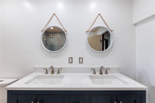 6499 Fitzgerald Rd, Merville, BC 