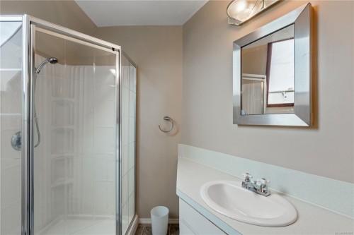 6499 Fitzgerald Rd, Merville, BC 