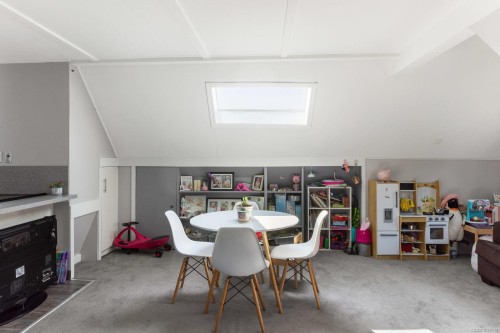 2393 Eastdowne Rd, Oak Bay, BC 