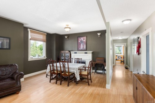 2393 Eastdowne Rd, Oak Bay, BC 