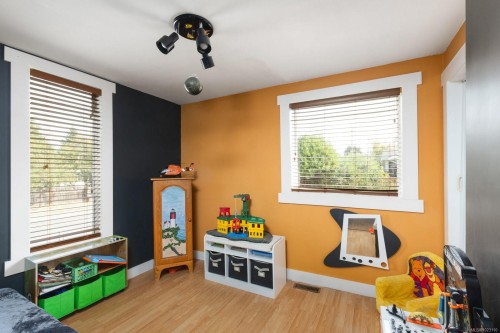 2393 Eastdowne Rd, Oak Bay, BC 