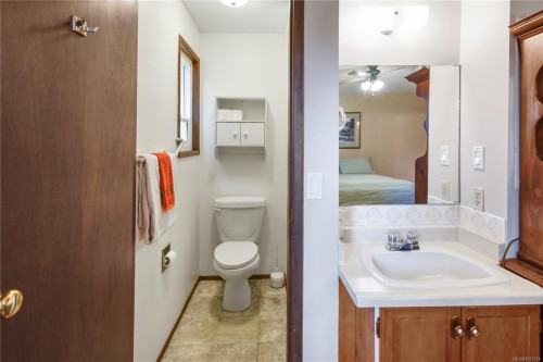 315 Peacock St, Parksville, BC 