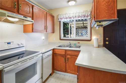 315 Peacock St, Parksville, BC 