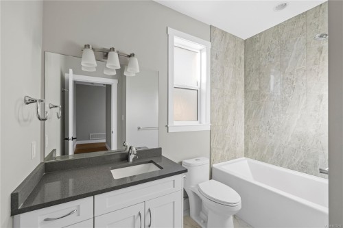 1348 Langara Dr, Nanaimo, BC 