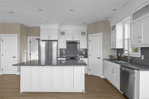 1348 Langara Dr, Nanaimo, BC 