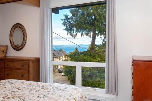 5150 Polson Terr, Saanich, BC 