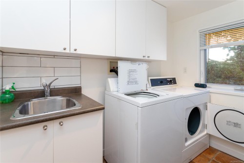 5150 Polson Terr, Saanich, BC 