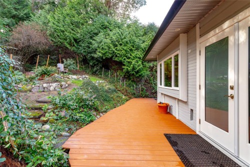 5150 Polson Terr, Saanich, BC 