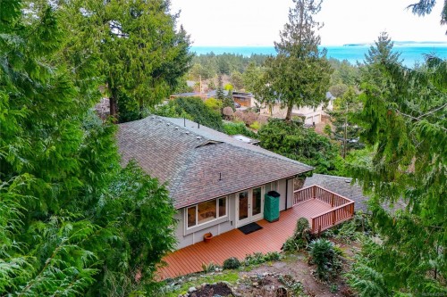 5150 Polson Terr, Saanich, BC 