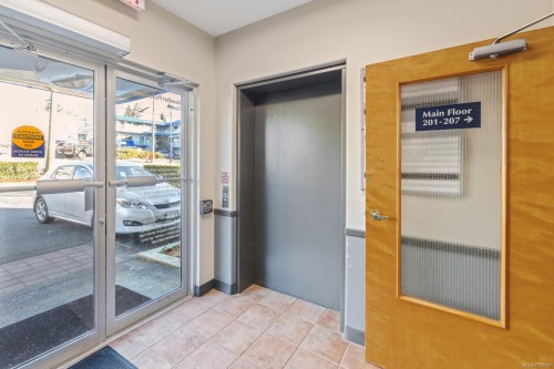 205-1819 Beaufort Ave, Comox, BC 