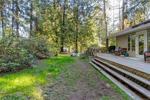 4868 Prospect Dr, Ladysmith, BC 