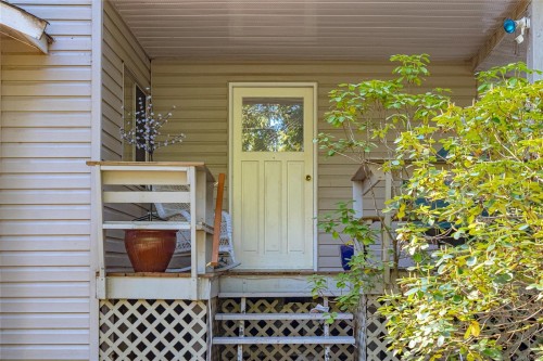 4868 Prospect Dr, Ladysmith, BC 