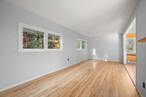 1120 5Th St, Courtenay, BC 