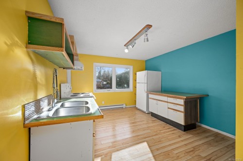 1120 5Th St, Courtenay, BC 