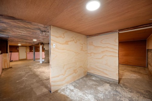 1120 5Th St, Courtenay, BC 