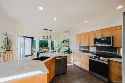 2154 Stone Gate, Langford, BC 