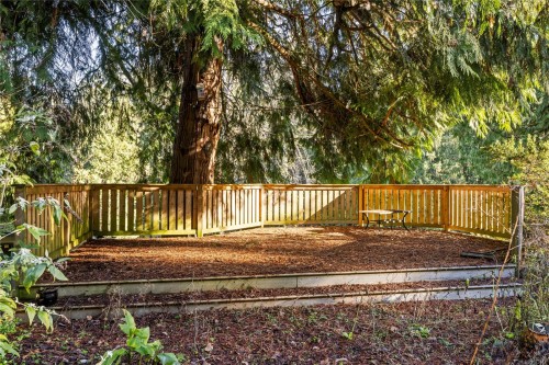 2763 Parker Rd, Nanoose Bay, BC 