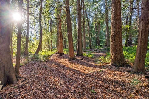 2763 Parker Rd, Nanoose Bay, BC 